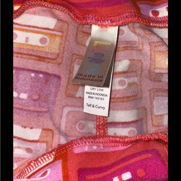 Lularoe TC Tall & Curvy Leggings Unicorn New Pink Orange White Cassette Tapes - Picture 3 of 4